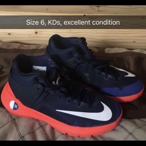 Boys Nike KD shoes